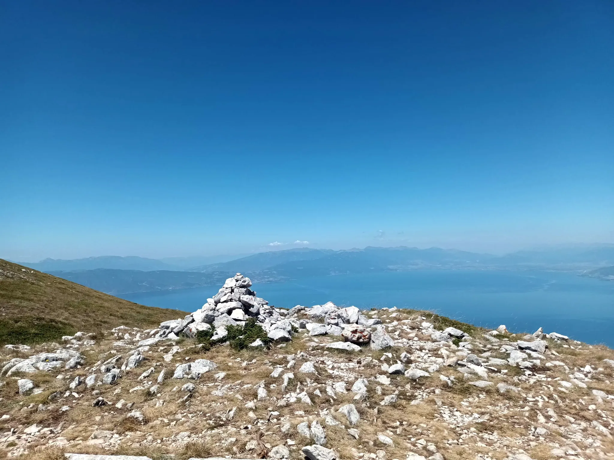 View from Magaro Peak summit, 2254 meters above sea level